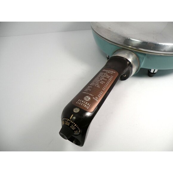 Vintage General Electric Electric Skillet With Lid Adjustable Heat Control Alumi - Picture 7 of 16